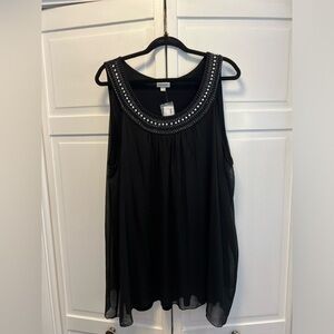 NWT Avenue Sleeveless Blouse With Sheer Overlay & Bedazzled Neckline Size 22/24